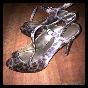 Leopard peep toe high heels with straps NWOT